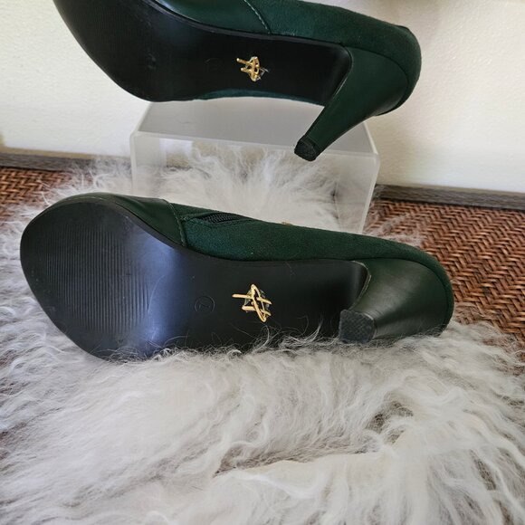 Lulu Hun-Women`s Green Suede Heel Zipper Booties - Picture 4 of 7